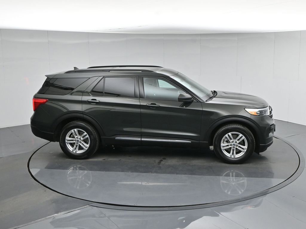 Certified 2022 Ford Explorer XLT image 59