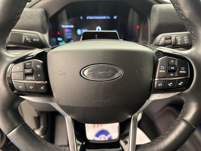 Certified 2025 Ford Explorer Platinum w/ LUX Leather Package image 33