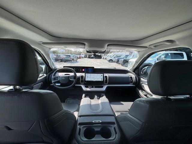 Certified 2025 Ford Expedition Max Active image 10