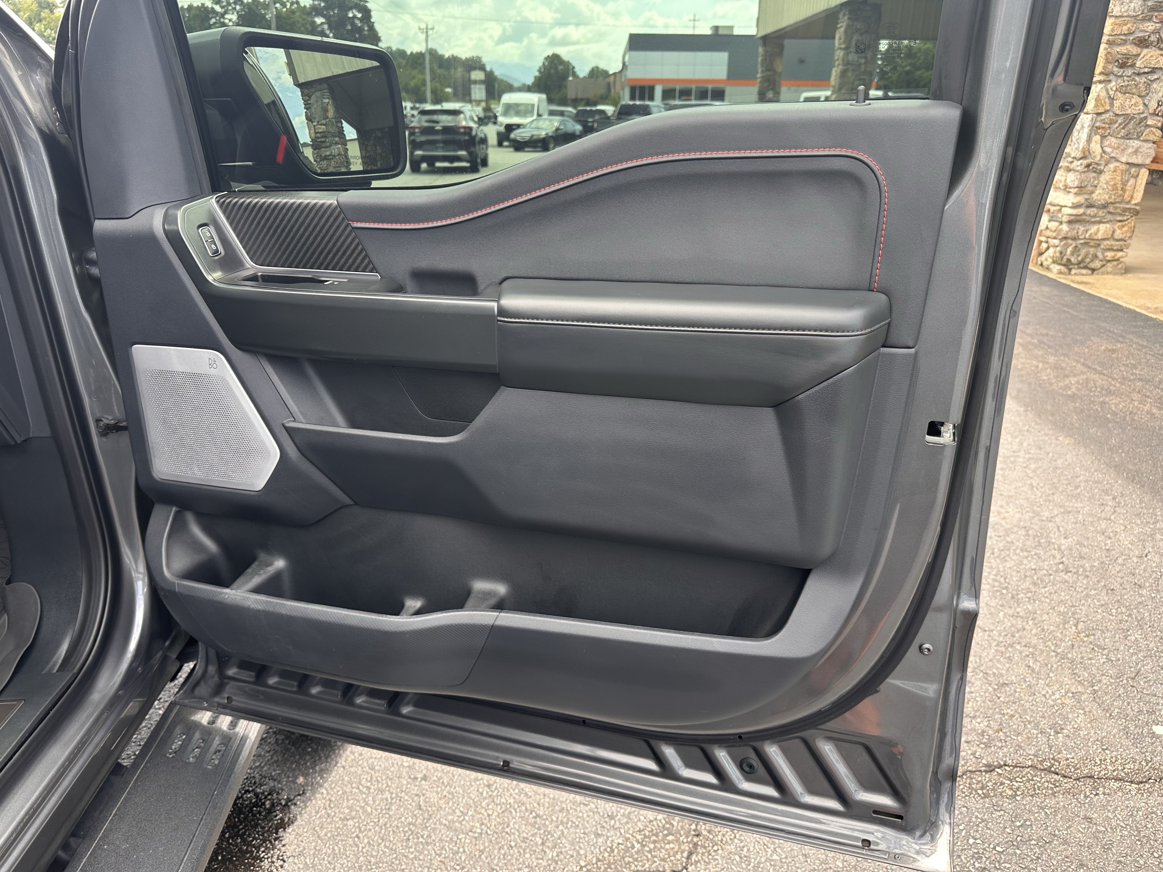 Certified 2025 Ford F150 Raptor AWD/4WD image 16