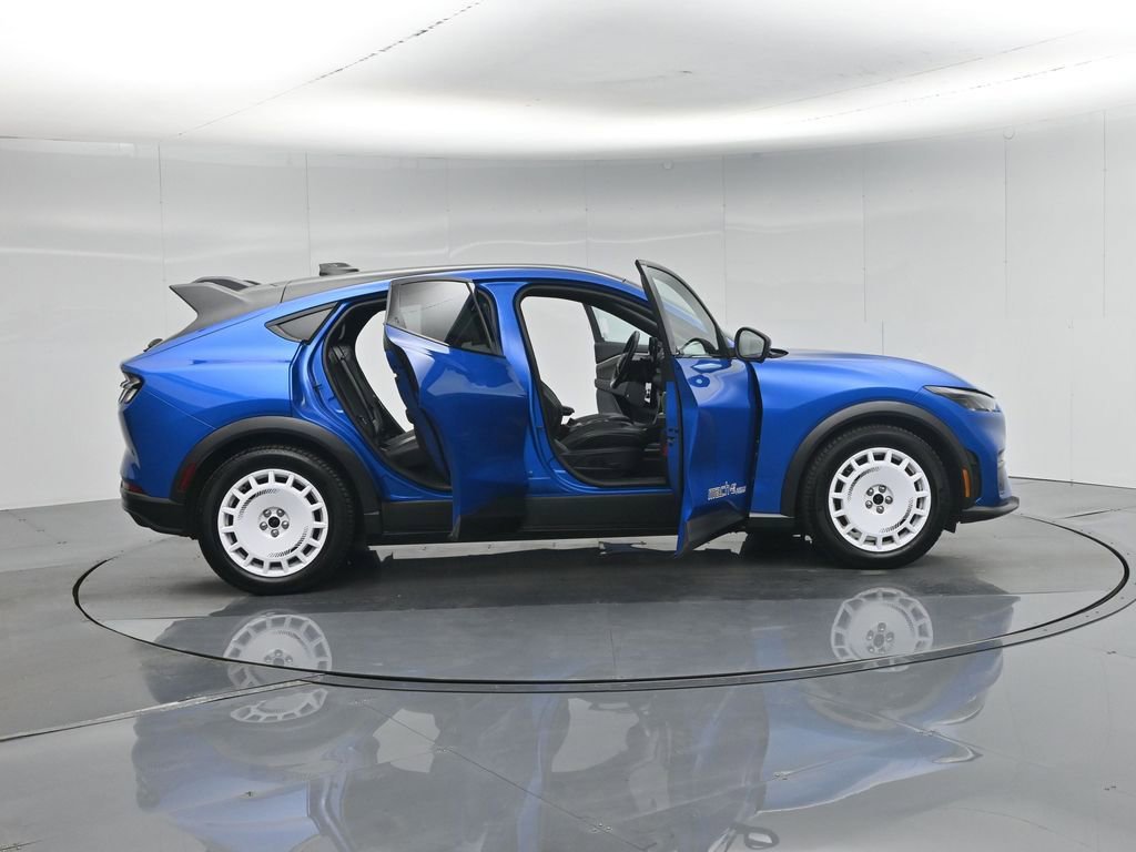Certified 2025 Ford Mustang Mach-E GT AWD/4WD image 5