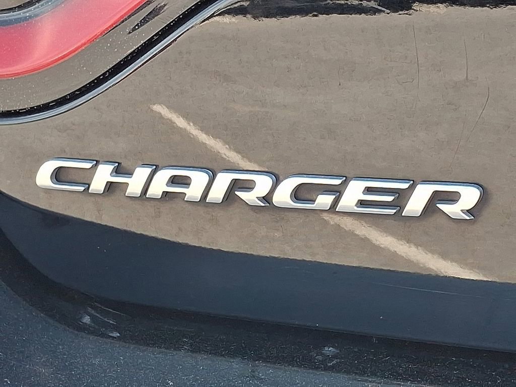Used 2023 Dodge Charger SXT image 31
