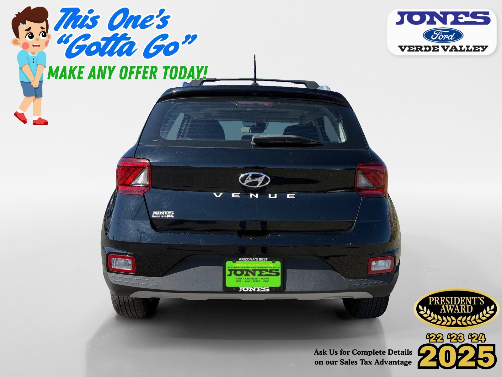 Used 2024 Hyundai Venue SEL FWD image 5