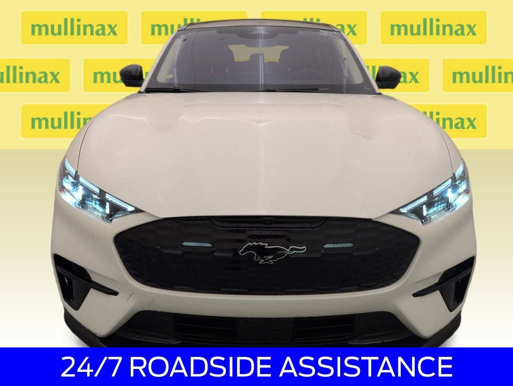 Certified 2025 Ford Mustang Mach-E Premium w/ Sport Appearance Package image 8