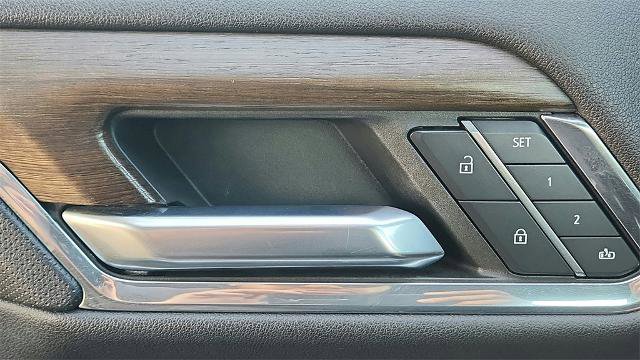 Used 2024 Chevrolet Silverado 3500 High Country w/ High Country Premium Package image 26