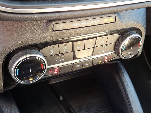 Certified 2022 Ford Escape Titanium w/ Titanium Elite Package image 16