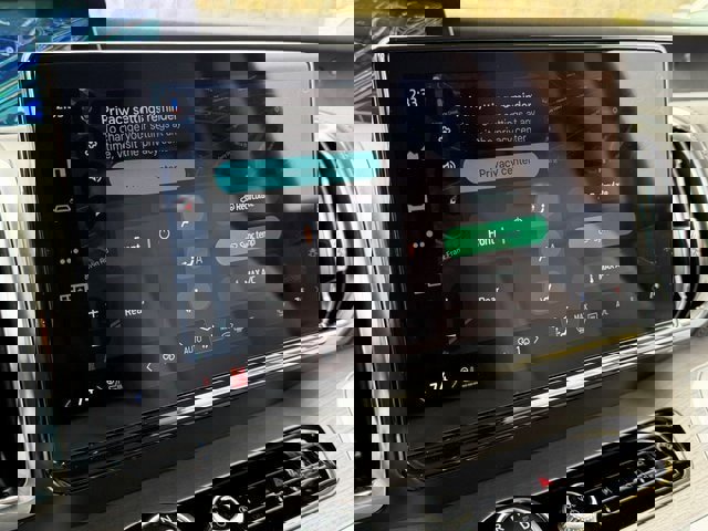 Certified 2025 Ford Expedition Max Platinum image 23