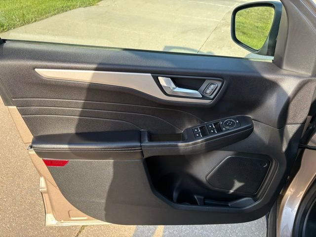 Certified 2021 Ford Escape SE w/ Convenience Package AWD/4WD image 9