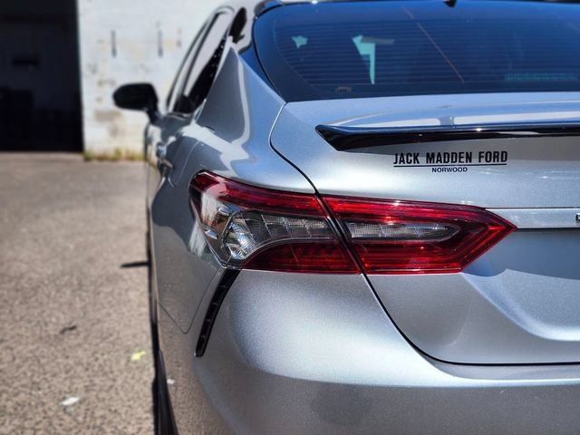 Used 2023 Toyota Camry XSE AWD/4WD image 9