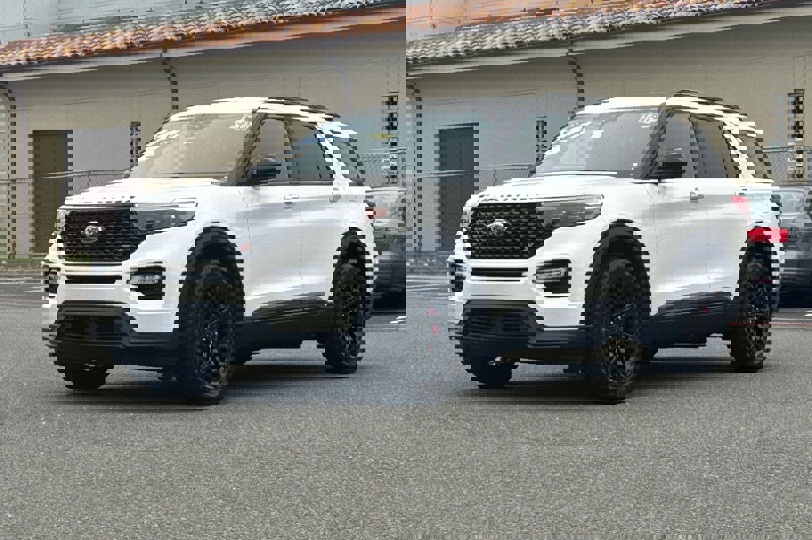 Certified 2022 Ford Explorer ST w/ ST Street Pack image 8