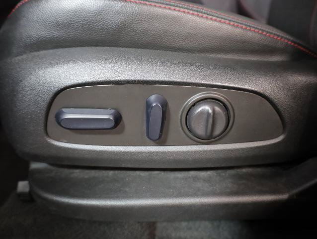 Used 2023 Chevrolet Equinox RS AWD/4WD image 24