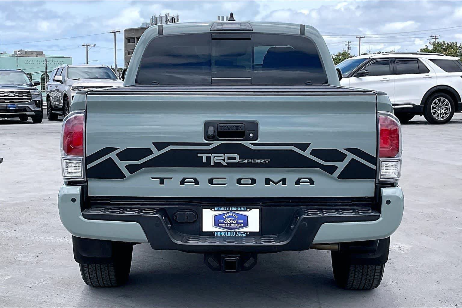 Used 2023 Toyota Tacoma TRD Sport AWD/4WD image 5