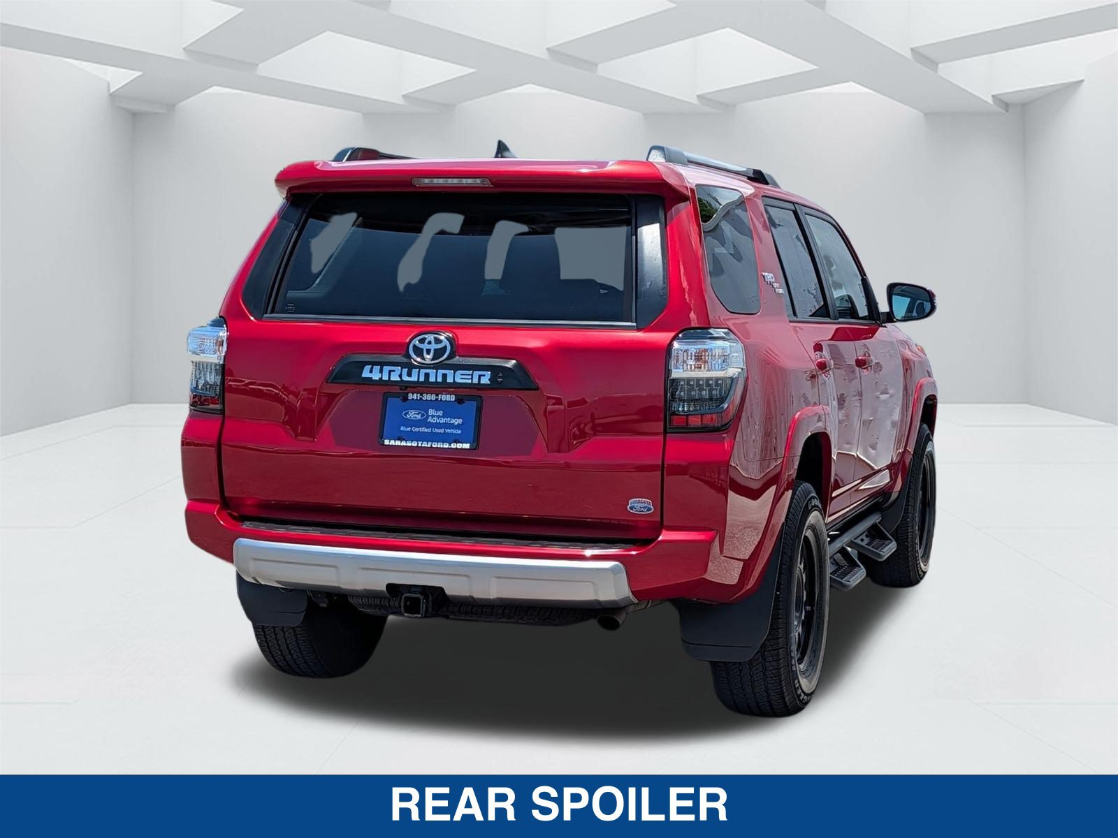 Used 2021 Toyota 4Runner TRD Off-Road Premium w/ Moonroof Package AWD/4WD image 4
