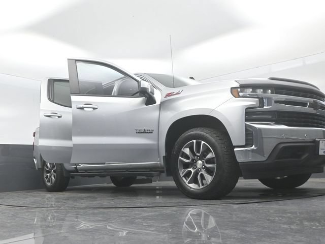 Used 2020 Chevrolet Silverado 1500 LT w/ Texas Edition AWD/4WD image 28