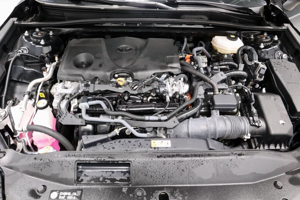 Used 2025 Toyota Camry SE image 16
