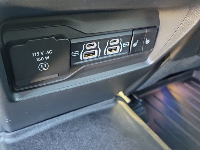Used 2024 Jeep Grand Cherokee Overland AWD/4WD image 19