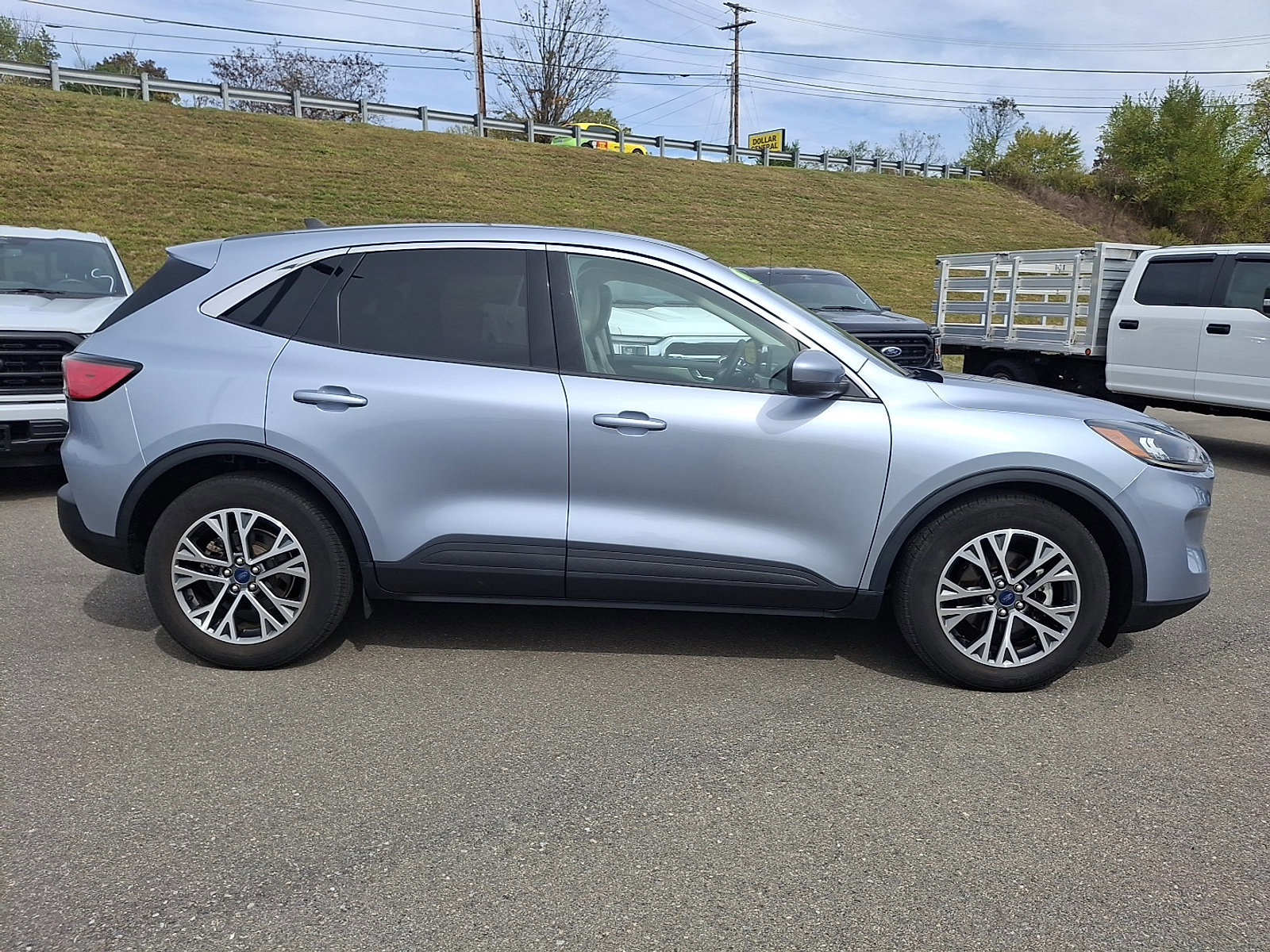 Certified 2022 Ford Escape SEL w/ Technology Package image 5