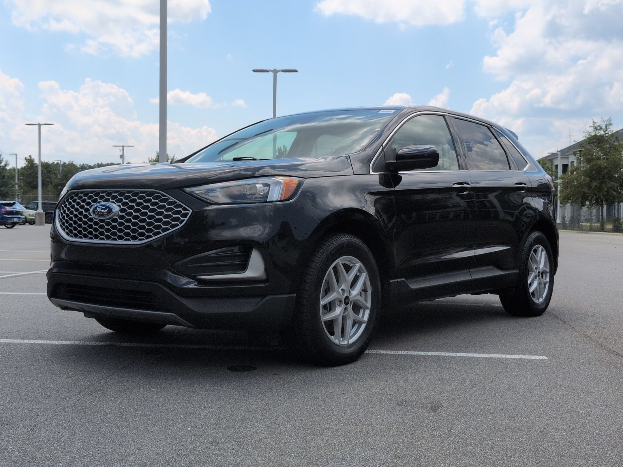 Certified 2024 Ford Edge SEL AWD/4WD image 8