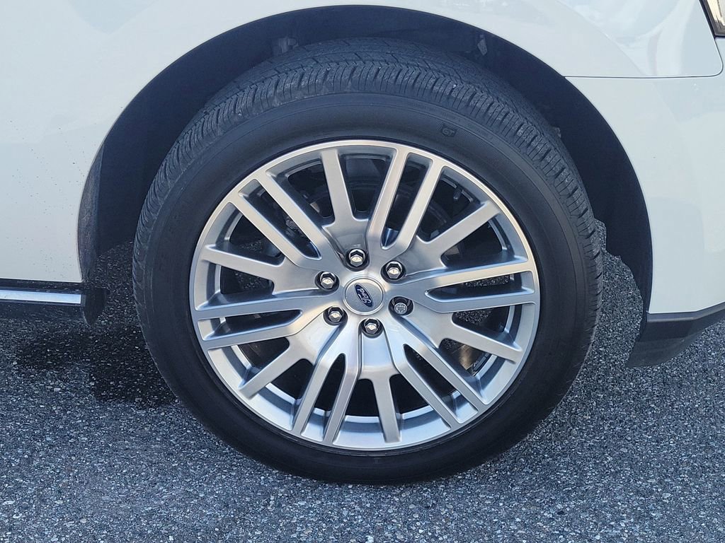 Certified 2024 Ford Expedition Limited RWD image 7