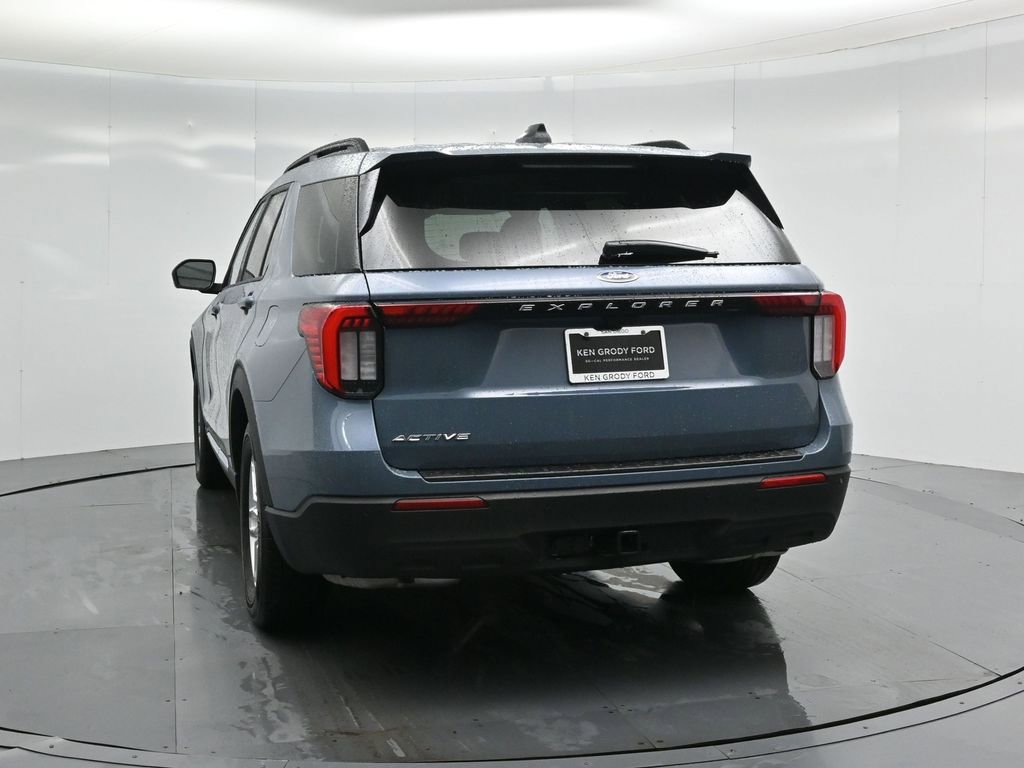 Certified 2025 Ford Explorer Active image 27