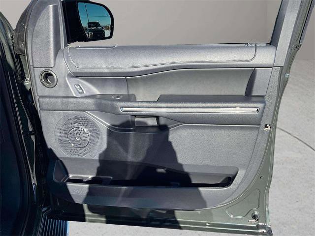 Certified 2022 Ford Expedition XLT image 28