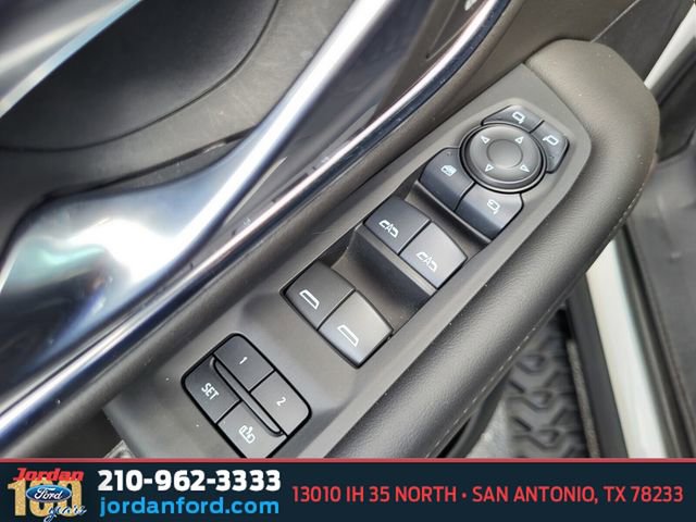 Used 2024 Chevrolet Suburban Z71 w/ Off-Road Capability Package AWD/4WD image 18