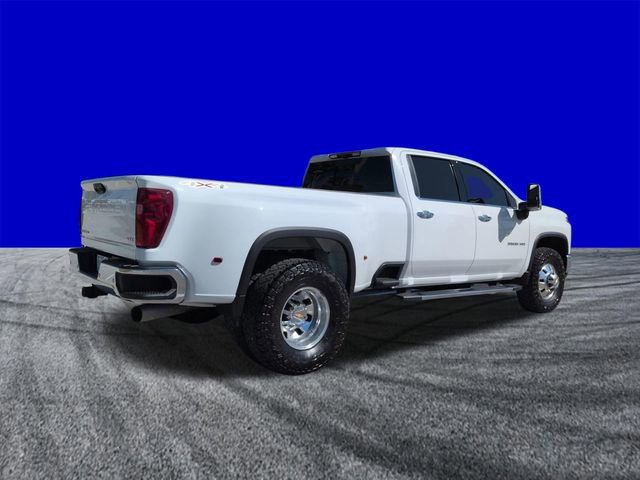 Used 2025 Chevrolet Silverado 3500 LTZ w/ LTZ Plus Package image 5