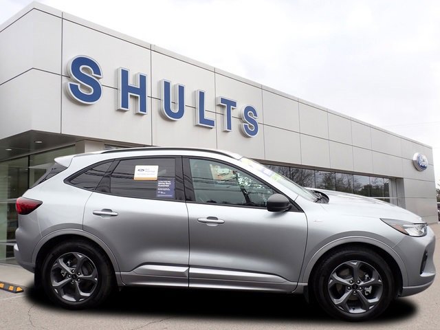 Certified 2024 Ford Escape ST-Line image 4