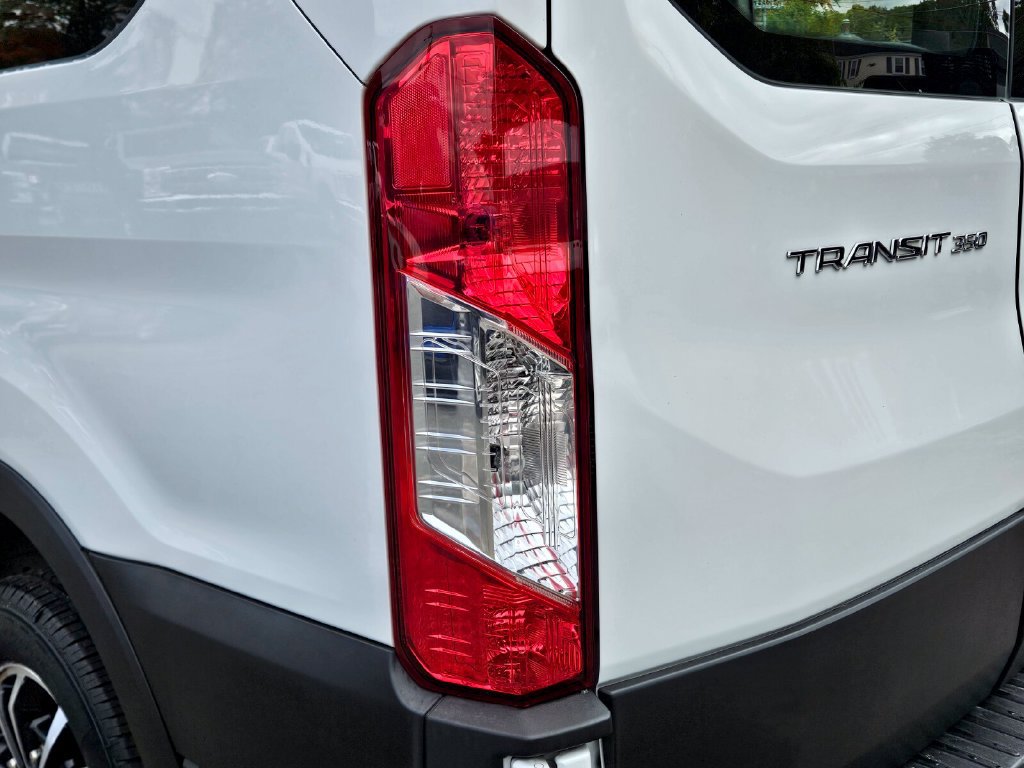 Certified 2023 Ford Transit 350 XLT RWD image 9