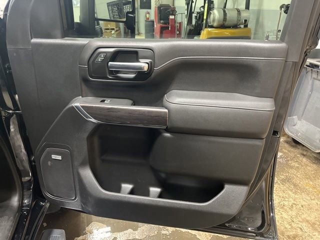 Used 2020 Chevrolet Silverado 2500 LTZ w/ LTZ Plus Package image 23