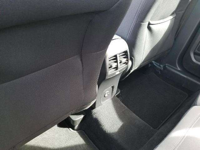 Certified 2022 Ford Escape SE w/ Cold Weather Package AWD/4WD image 15