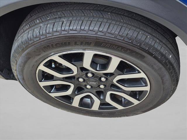 Certified 2024 Ford Maverick Lariat w/ 4K Tow Package AWD/4WD image 9