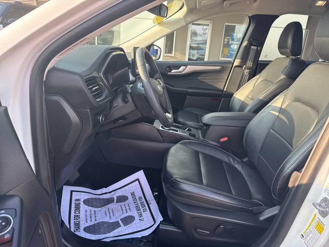 Certified 2023 Ford Escape Platinum AWD/4WD image 11