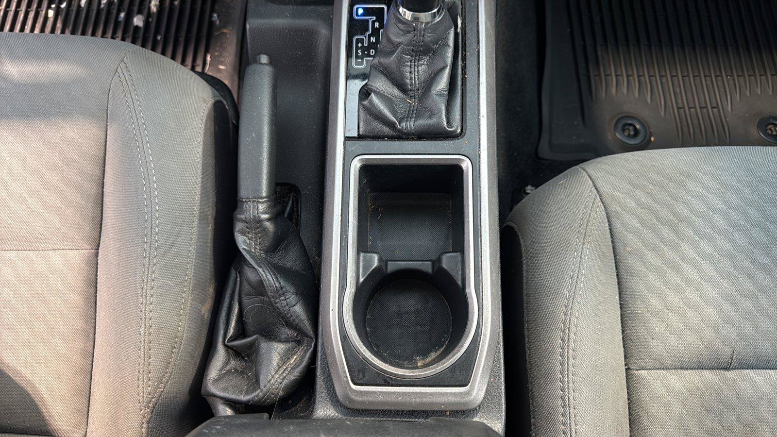 Used 2020 Toyota Tacoma SR5 AWD/4WD image 21