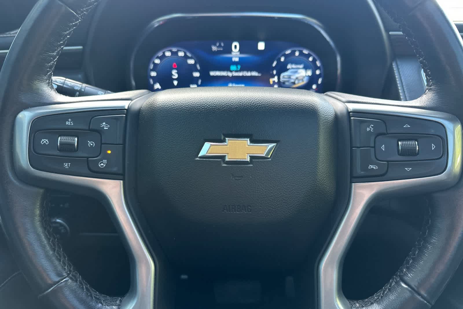 Used 2023 Chevrolet Tahoe Premier AWD/4WD image 25
