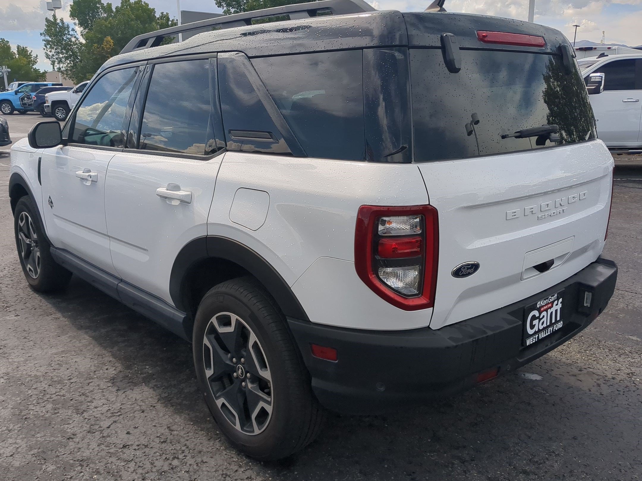 Certified 2024 Ford Bronco Sport Outer Banks w/ Tech Package AWD/4WD image 5