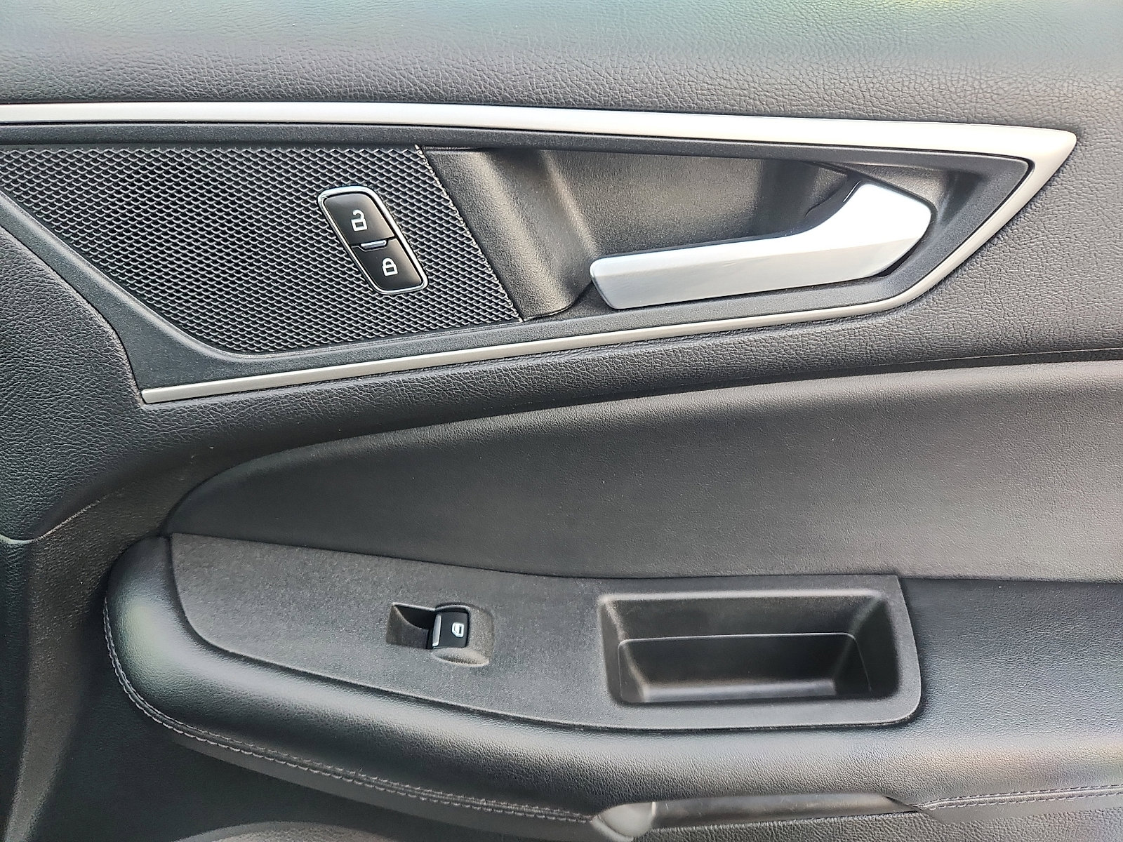 Certified 2023 Ford Edge SEL w/ Convenience Package image 35