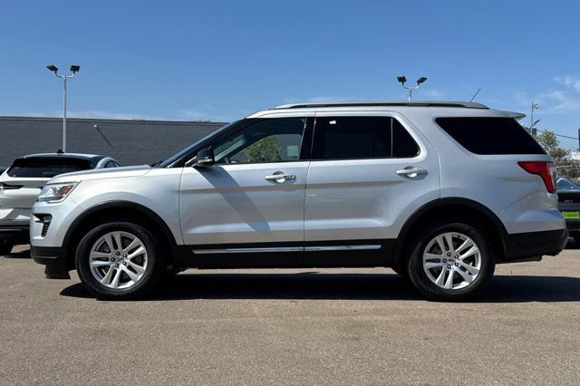 Certified 2018 Ford Explorer XLT w/ Equipment Group 202A image 6