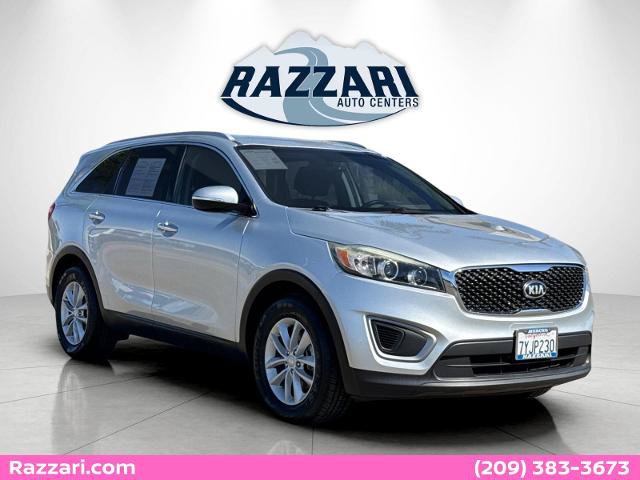 Used 2017 Kia Sorento FWD w/ LX Convenience Package