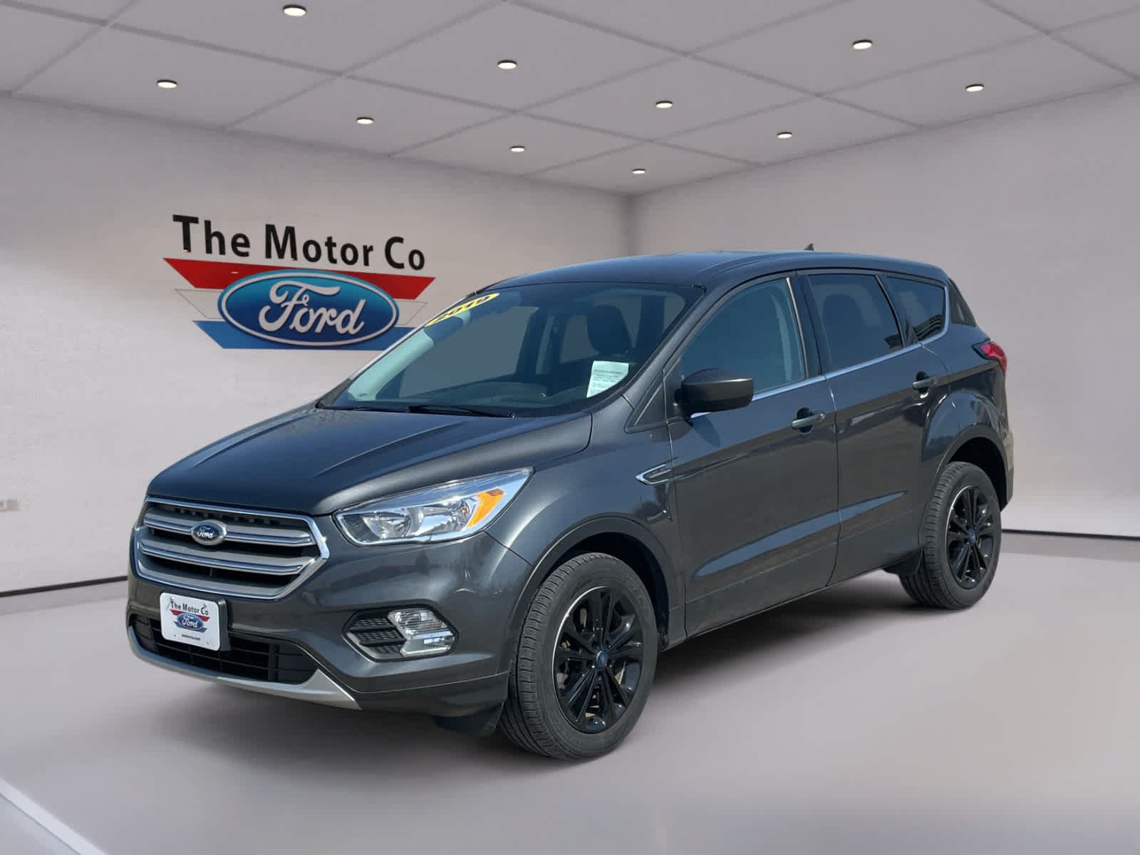 Certified 2019 Ford Escape SE AWD/4WD image 1