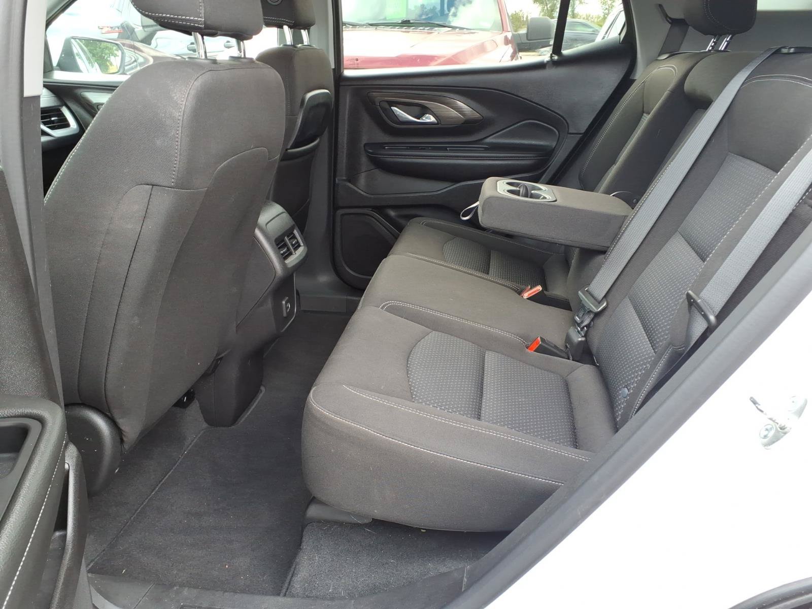 Used 2024 GMC Terrain SLE w/ Driver Convenience Package FWD image 21