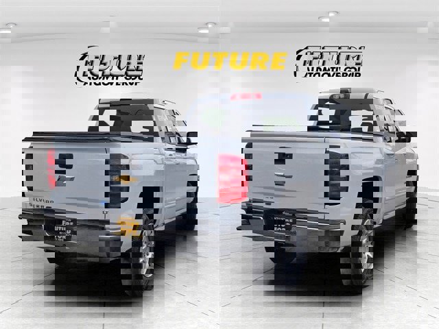 Used 2018 Chevrolet Silverado 1500 LT w/ LT Eassist Package image 3