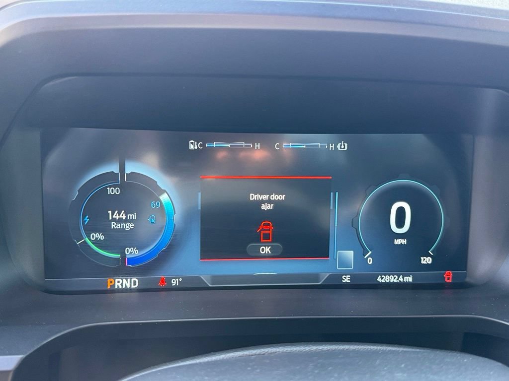 Certified 2022 Ford F150 Lightning Lariat w/ Tow Technology Package AWD/4WD image 20