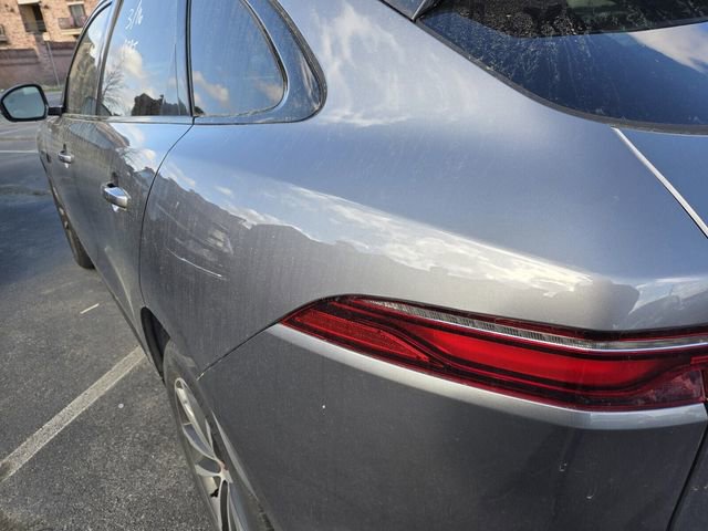 Used 2021 Jaguar F-PACE S image 6