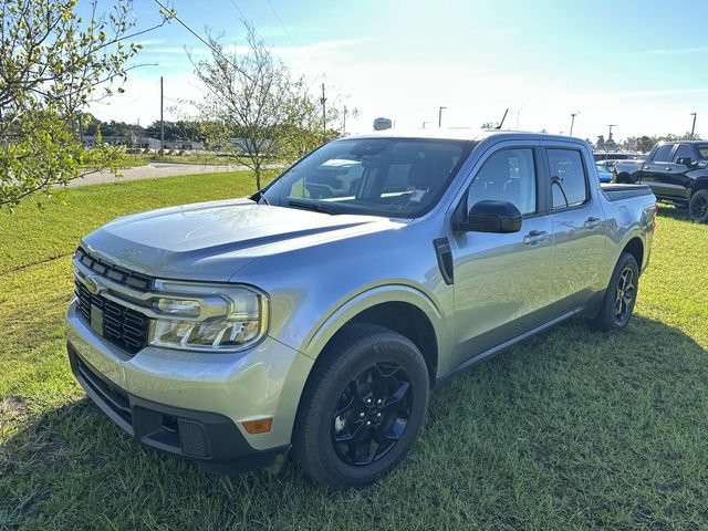 Certified 2024 Ford Maverick Lariat w/ FX4 Off-Road Package AWD/4WD image 4
