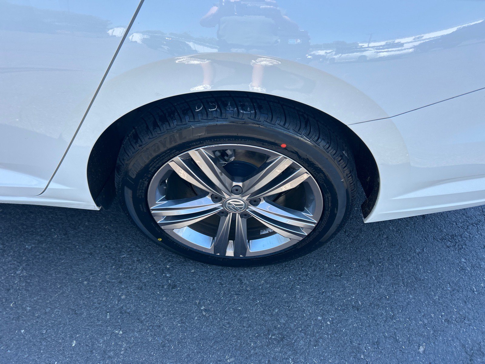 Used 2019 Volkswagen Jetta R-Line FWD image 31