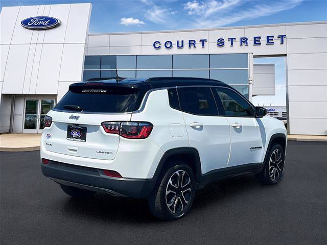 Used 2023 Jeep Compass Limited AWD/4WD image 5
