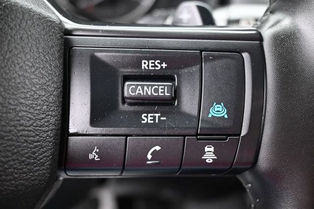 Used 2025 Nissan Rogue SV FWD image 16