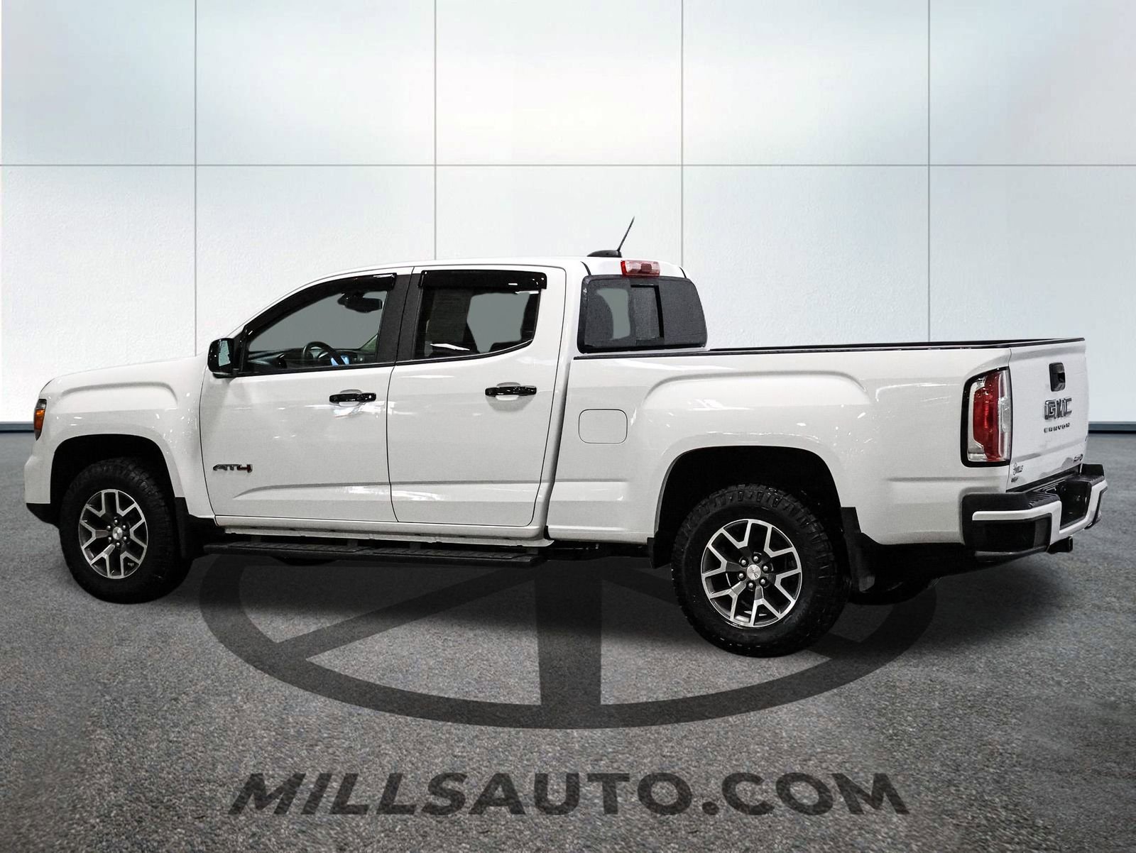 Used 2021 GMC Canyon AT4 image 4