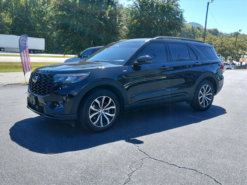 Certified 2026 Ford Explorer ST-Line RWD image 8